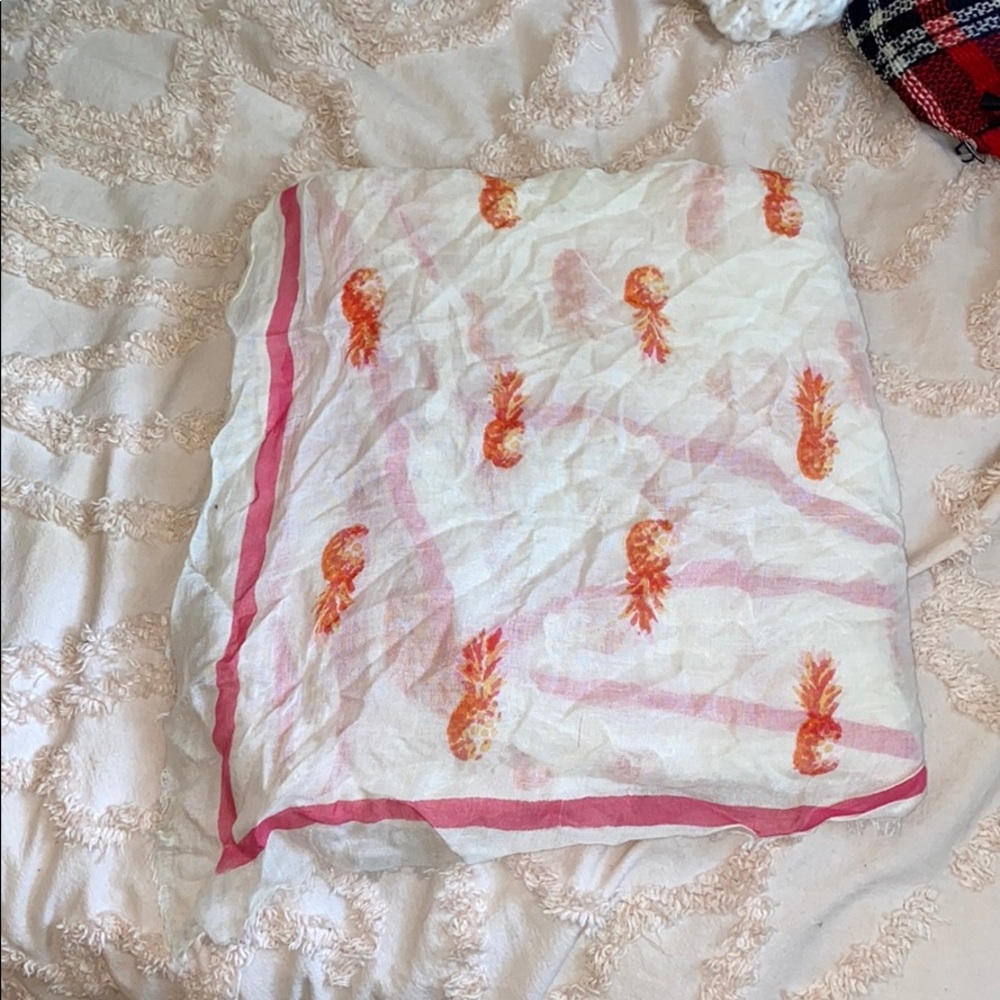 Loft light scarf